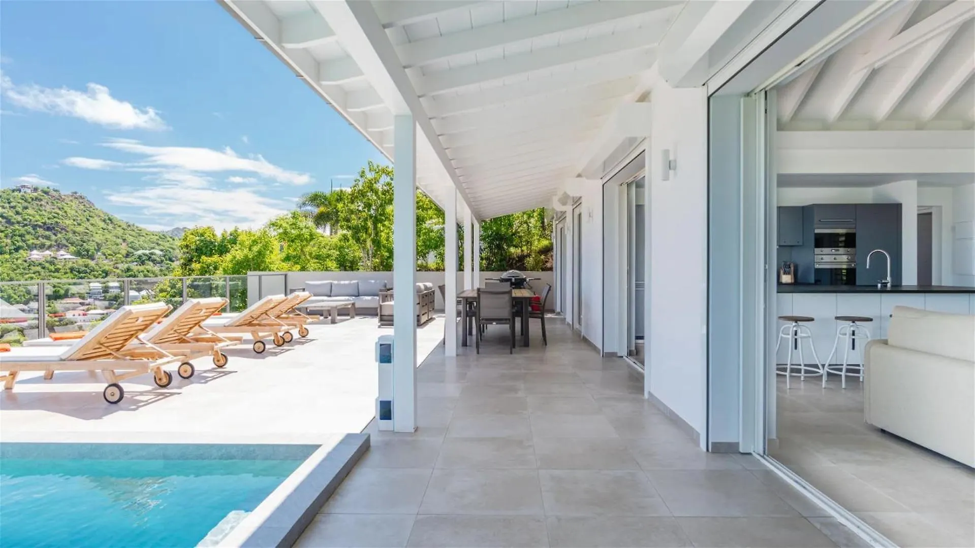 Relaxing Modern Villa in the Heights of Saint-Jean Gustavia 0*,  Saint-Barthelemy